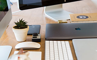 股票:靠谱股票配资门户-沪深两市成交额突破1万亿